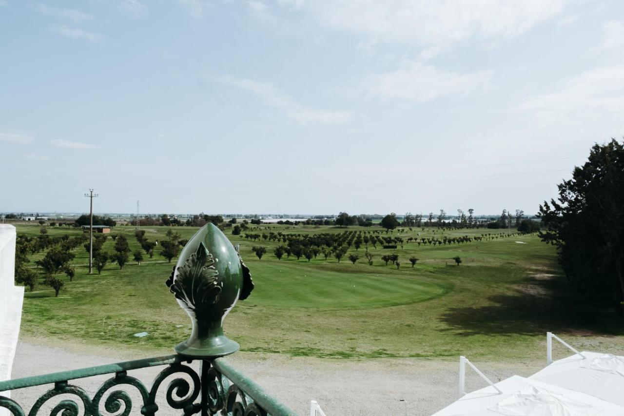 Golf Club Metaponto Pension Buitenkant foto