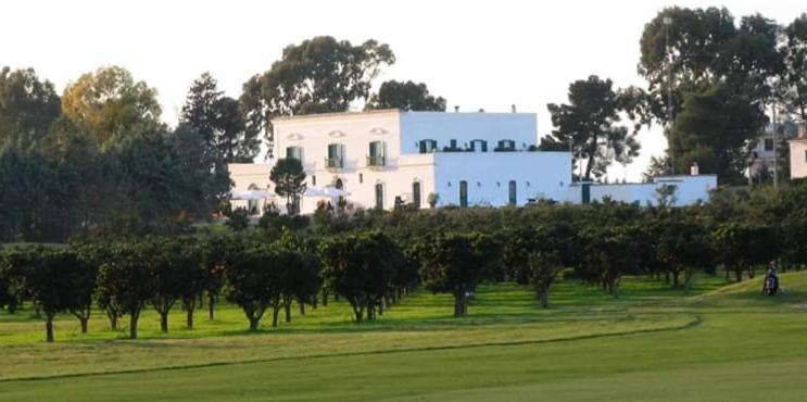Golf Club Metaponto Pension Buitenkant foto